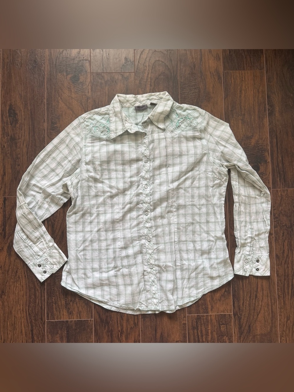 Wrangler Size XXL White and Mint Green Plaid Pearl Snap Shirt